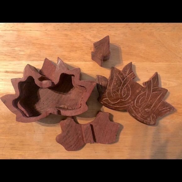 Lotus treasure box (handmade) - Picture 1 of 3